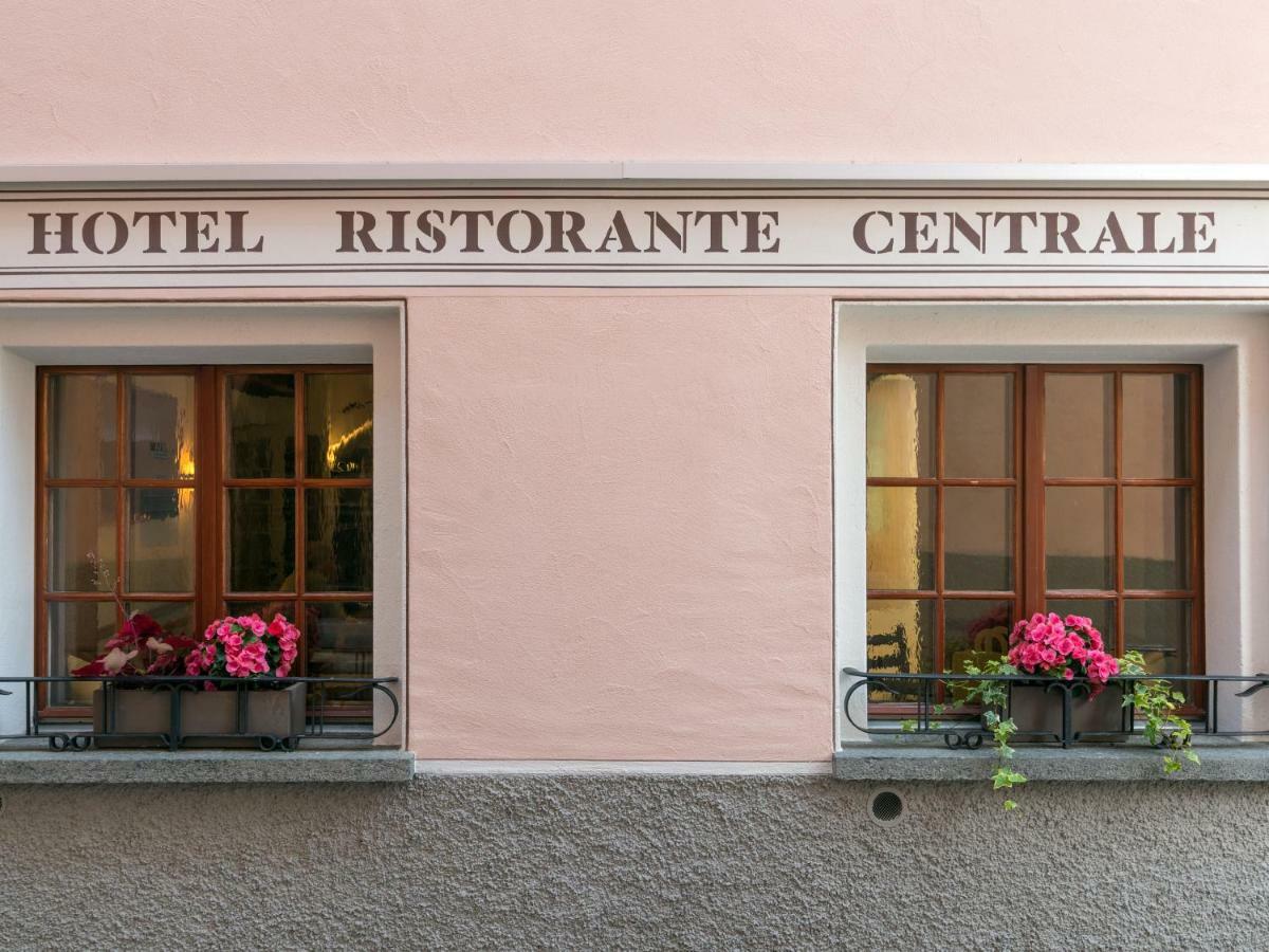 Hotel Centrale, Typically Swiss Poschiavo Exteriör bild